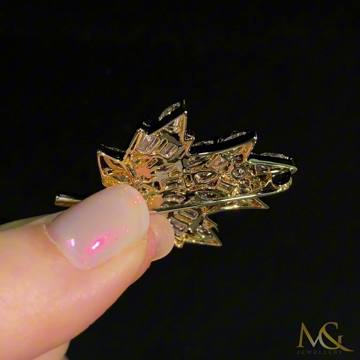 Lab-grown diamond maple leaf brooch in 10K yellow gold